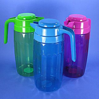 ARROW RAINBOW PITCHER, 72oz / 2 LITER, MADE IN USA. PLASTIC, LARGE