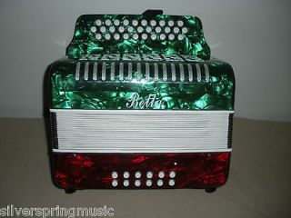 New Bella red/white/gree n pearlescent finish 31 x 12 button accordion