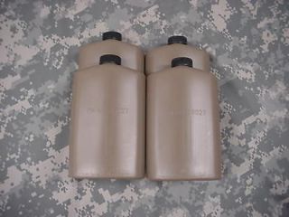 US MILITARY PLASTIC 1 PINT PILOT FLASK / CANTEEN, COYOTE