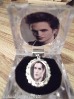 Breaking Dawn 2 Edward Cullen vampire Necklace freegift box NEW ITEM