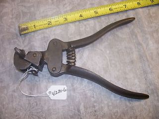 Hand Saw Tooth Setter, Vintage Disston & Sons Hand Saw Tooth Setter
