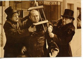THE THREE STOOGES TV SHOW ADVERTISING POSTCARD TORTURE