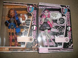 Monster High Robecca Steam & Rochelle Goyle with Pets New