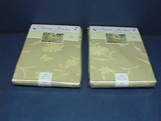 Newly listed Lot of 2 Spring Meadow Round Damask Tablecloth Butter 90