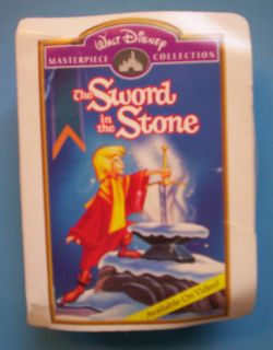 1995 Disney Masterpiece Collection THE SWORD IN THE STONE WIZARD