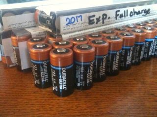 123 3V Duracell Ultra Batteries for Sale     Camera, flash, gadget