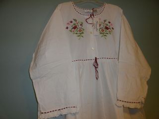 100% Cotton Long Sleeve White Floral Nightgown (PLUS SIZE) (NWT)