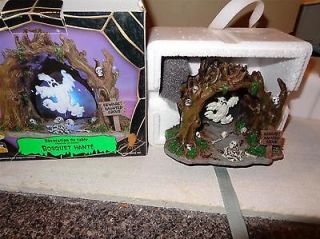 LEMAX FIGURE SET  RETIRED 64423 HAUNTED GROVE TABLE ACCESNT  DISPLAY