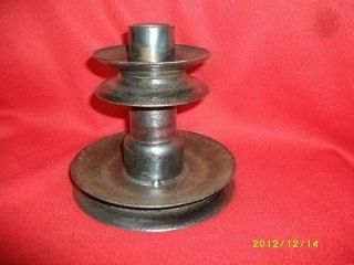 MONGOMERY WARD RIDING LAWN TRACTOR VERTICAL ENGINE SHAFT DRIVEN DOUBLE