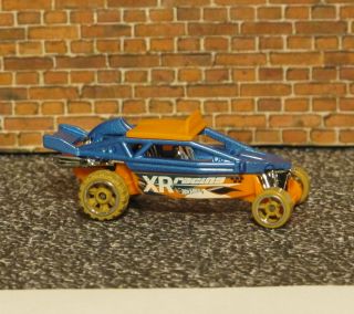HOT WHEELS CUSTOM DUNE IT UP BUGGY SAND RAIL WITH MUD TIRES GEM MINT