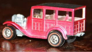  RARE PINK HOTWHEELS REDLINE CLASSIC 31 FORD WOODY CHAMPAGNE INTERIOR