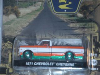 Greenlight Green Machine 1971 chevrolet C 10 pickup NOT HOT WHEELS
