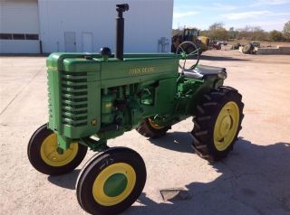 DEERE M TRACTOR RUNS & DRIVES IN ALL GEARS OLDER REPAINT WAFER RIMS