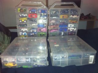 Wholesale 183 Hot Wheels Cars w Carrying Cases