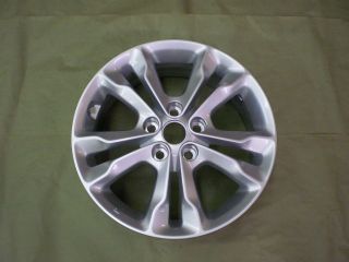 2011 Kia Optima 17 Silver Alloy Wheel Hollander 74646