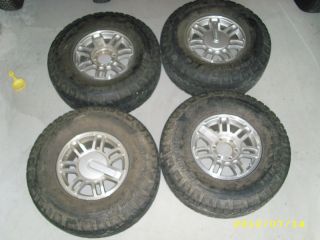 Hummer H3 Tires and Factory Wheels with TPS Size 285 75 R16