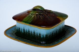 George Jones Majolica Sardine Dish with Stand and Matched Cover Circa
