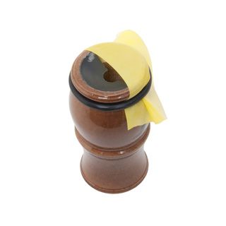 Knight and Hale Short Honker Goose Call (BrownDimensions 8.5 inches x 6.75 inches x 4 inchesWeight 1 ounceBefore purchasing this product, please familiarize yourself with the appropriate state and local regulations by contacting your local police dept.,