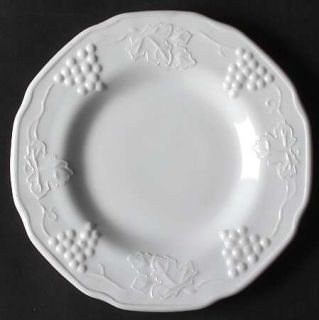 Colony Harvest Milk Glass Bread and Butter Plate   Milk Glass          Grapes An