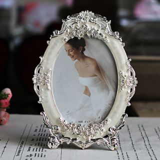 Retro Style Floral Polyresin Picture Frame