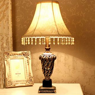 40W Traditional Table Light with Elegant Fabric Shade and Painting Resin Lampstand