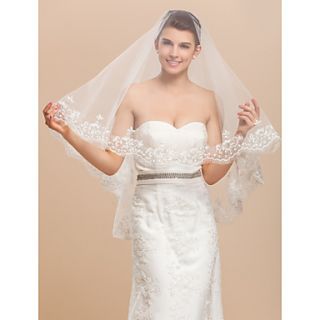 One tier Tulle Fingertip Wedding Veil With Lace Applique Edge