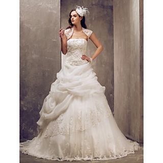 Ball Gown Strapless Sweep/Brush Train Tulle And Lace Wedding Dress (682816)