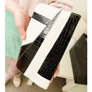 Fashion Contrast Color Sepentine Pattern Clutch