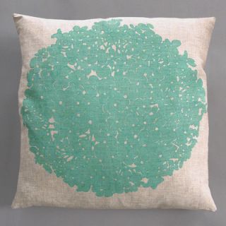 Dermond Peterson Hydrangea Pillow HYDXX35000 Color Turquoise / Natural
